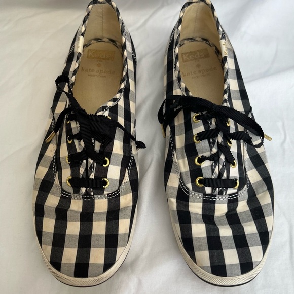 Kate Spade x Keds black and cream checkered tennis shoes with ribbon laces. - Picture 3 of 10